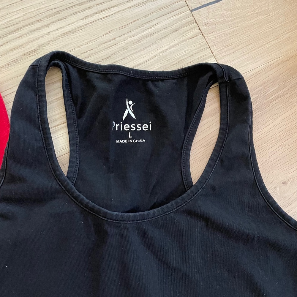 4 Racerback Cropped Athletic Tanks Bundle - Picture 7 of 10